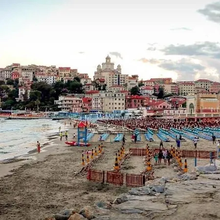 A 2 Minuti Dal Mare - 250 Mt From Foce Διαμέρισμα *
