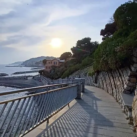 A 2 Minuti Dal Mare - 250 Mt From Foce Apartament Imperia