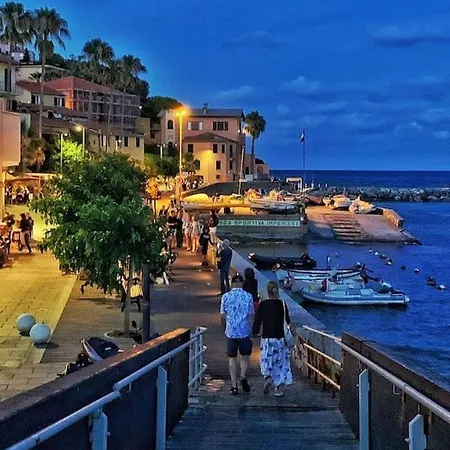 A 2 Minuti Dal Mare - 250 Mt From Foce *